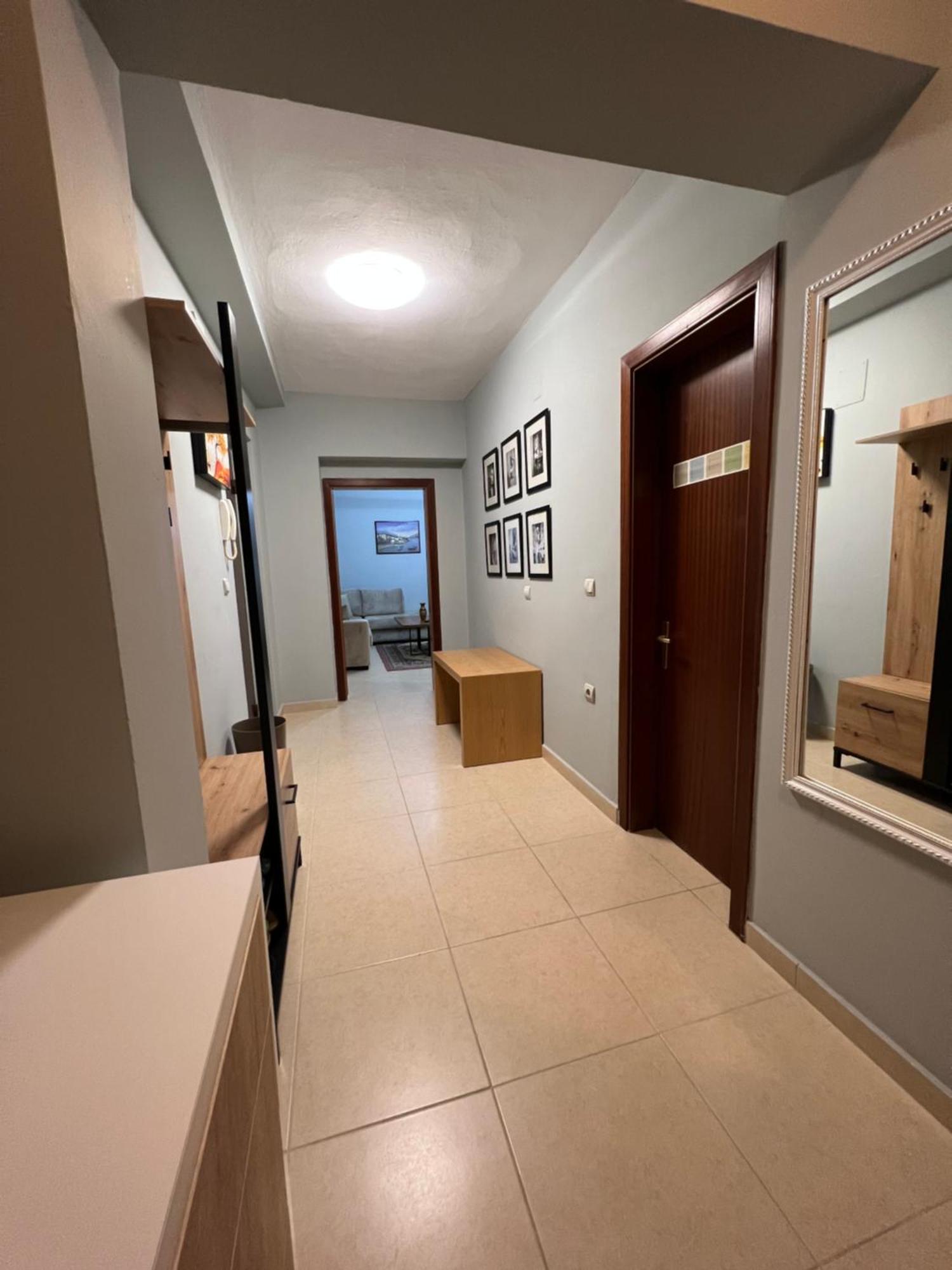 Apartment In Skanderbeg Square - Tirana Center 2 Buitenkant foto